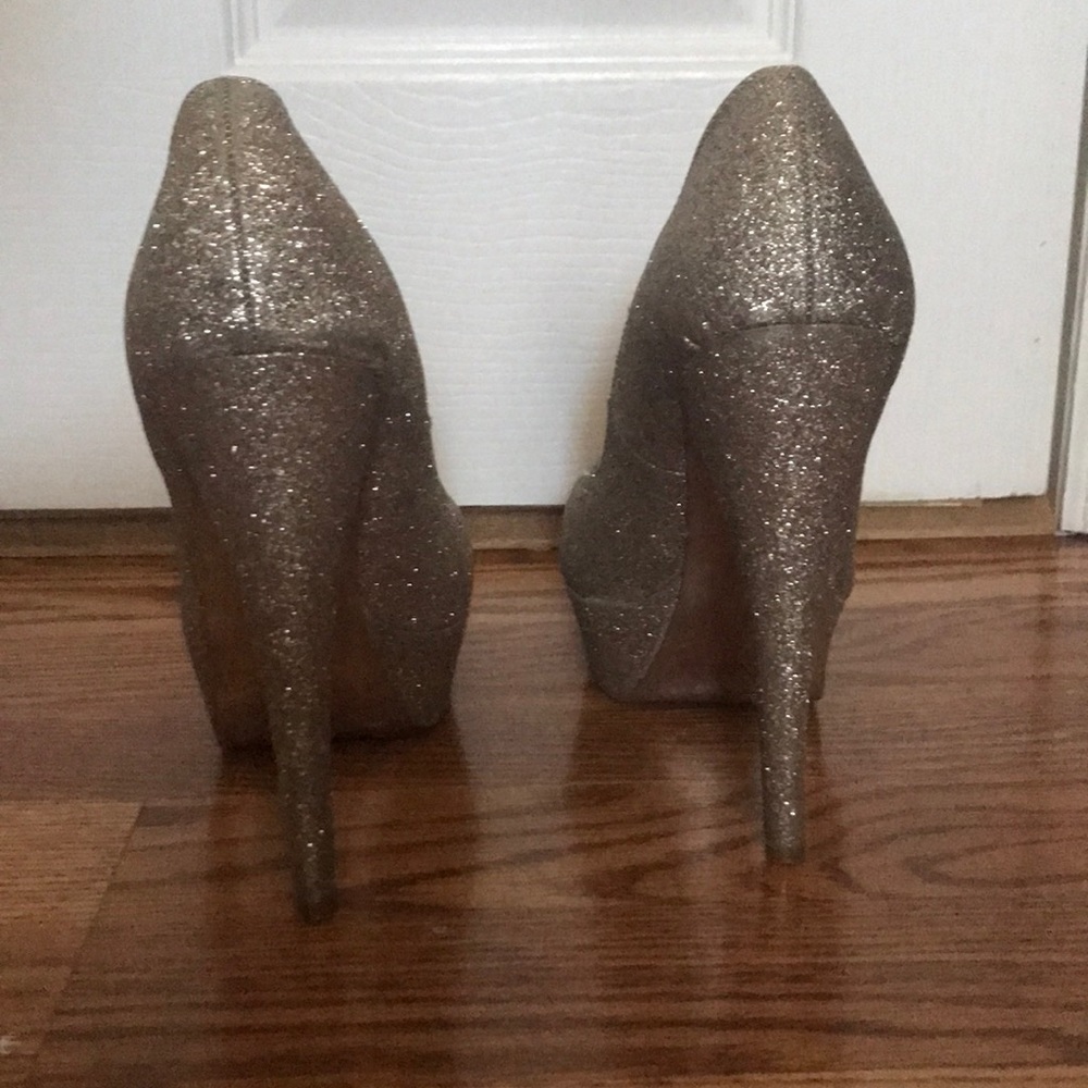 Steve Madden Pumps - Picture 3 of 3